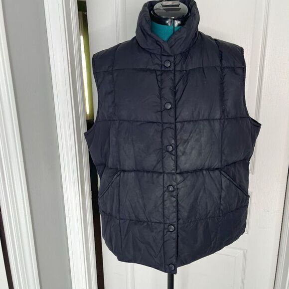 Lands' End Quilted Goose Down Feather Button Pocked Zip Sleeveless Puffer Vest - Picture 8 of 8